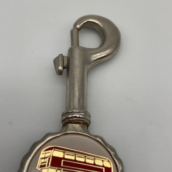 Vintage London Double Decker Bus Travel Keychain/Keyring - Picture 4 of 8